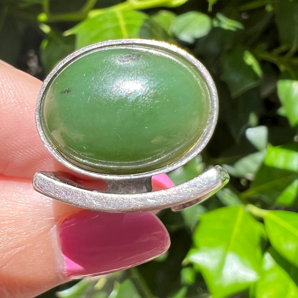 VINTAGE MODERNIST DESIGN JADE NEPHRITE CABOCHON RING 925 STERLING SILVER UNIQUE